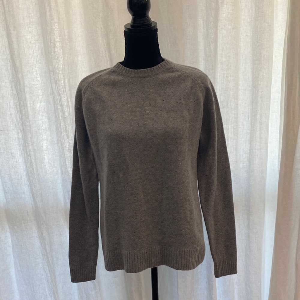 Wills Classic Gray Women's‎ Sweater